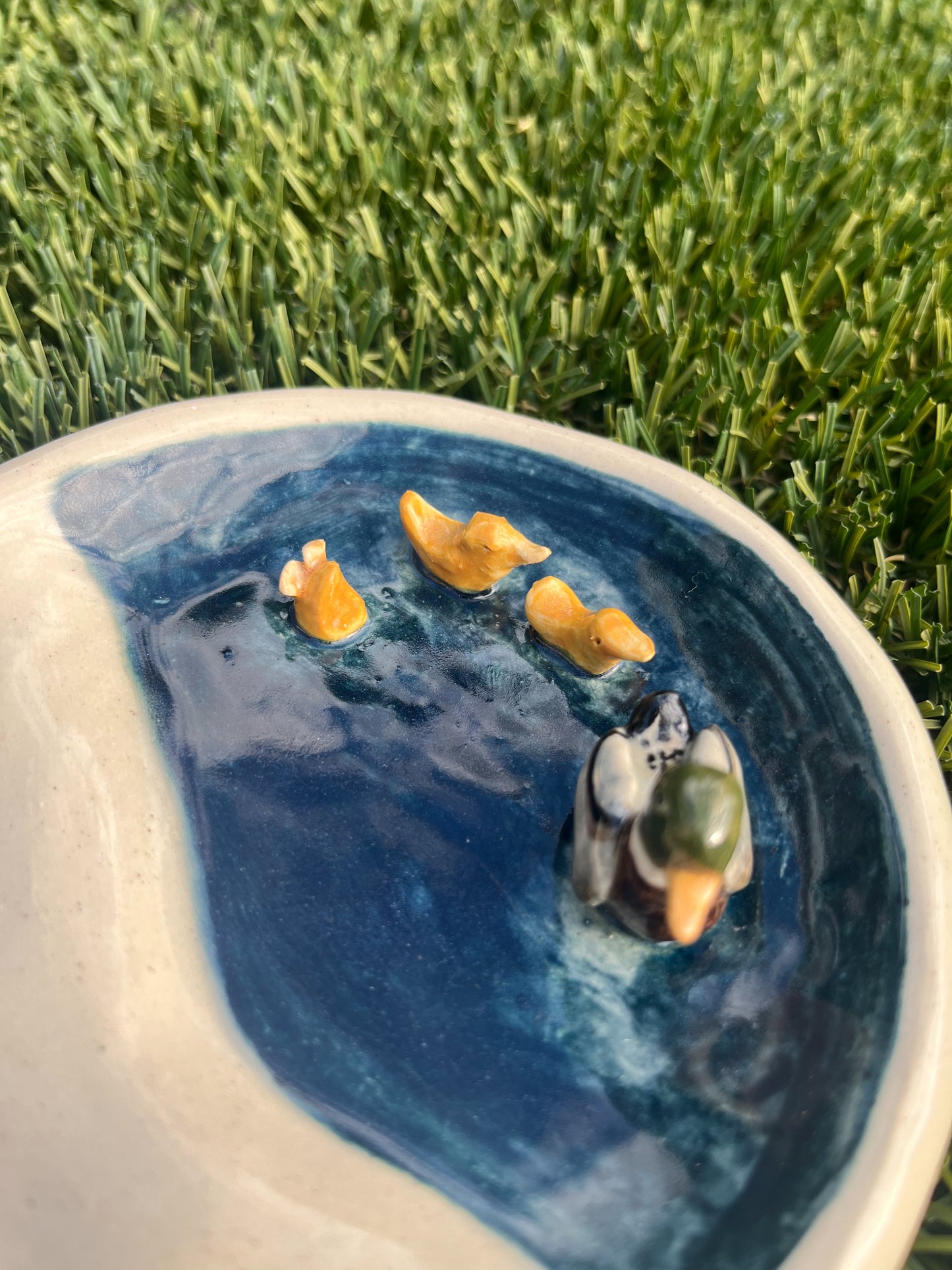 Mama and Ducklings Ring Dish