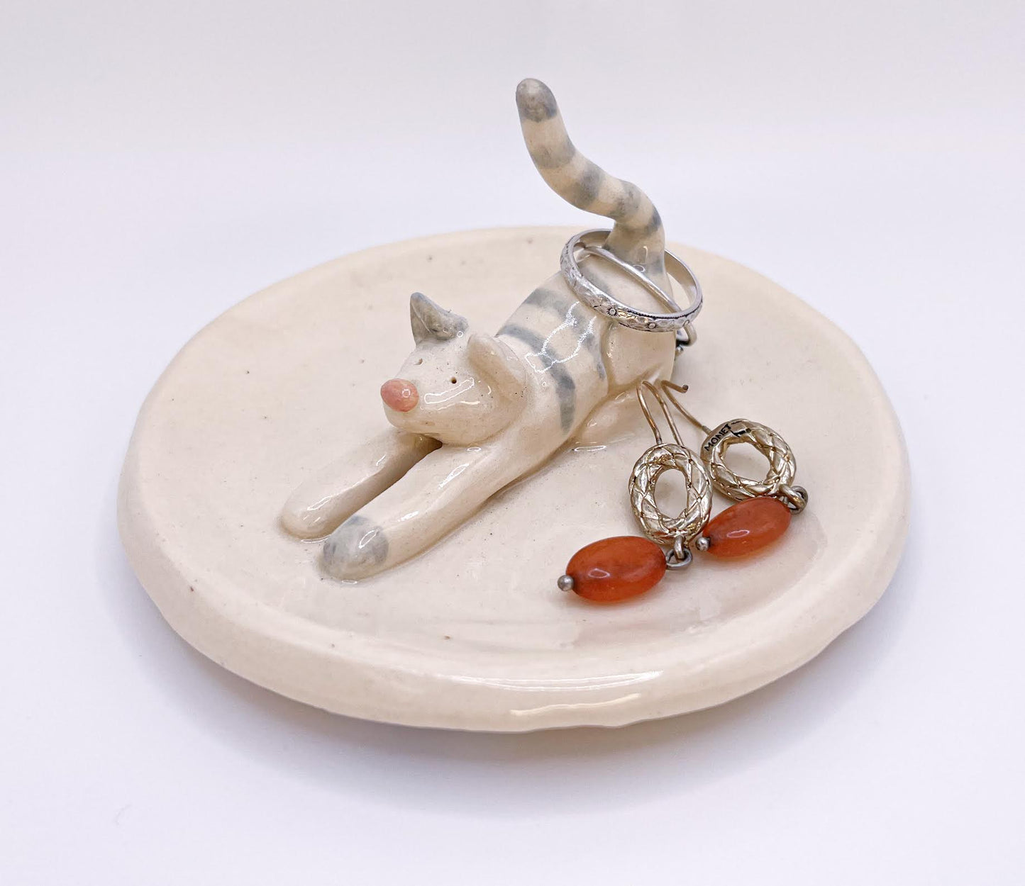 Stretching Cat Ring Dish